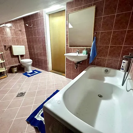 Хостел Alfar House Сараево